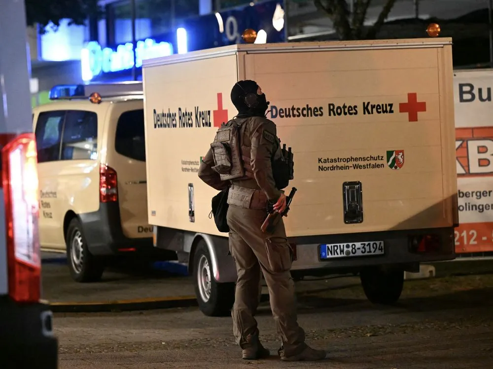 Accoltellamento a Solingen, in Germania: 3 morti e 7 feriti