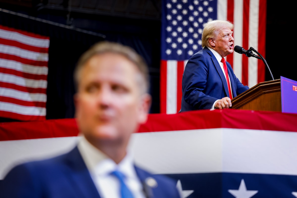 Trump afferma che i suoi messaggi interni sono stati hackerati dall’Iran
