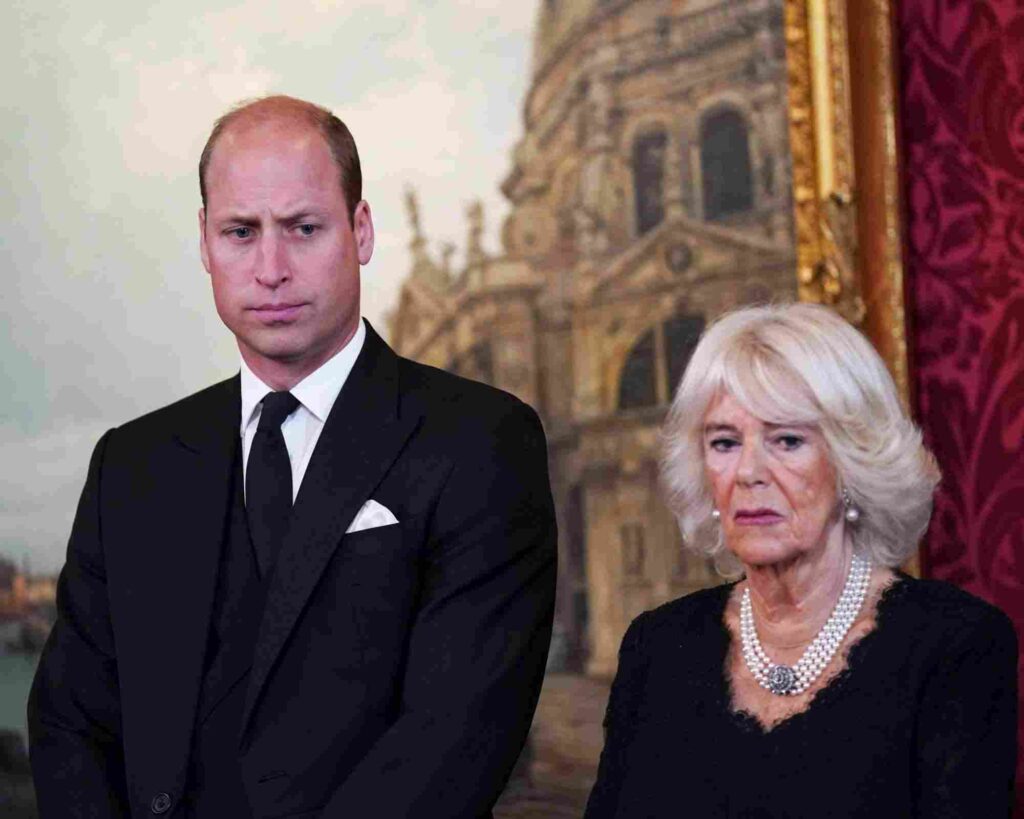Royal Family, scontro tra la Regina Camilla e William