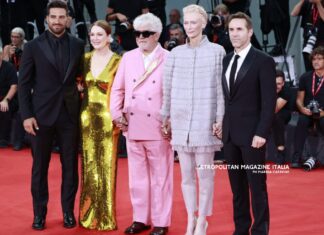 I beauty look della sesta serata di Venezia 81: protagonista lo sleek bun (e a noi piace)