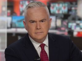 Huw Edwards, storico conduttore della Bbc, condannato per pedopornografia
