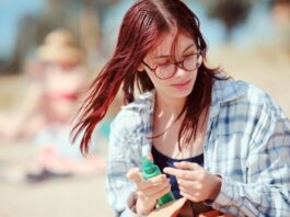Perché i giovani trascurano la protezione solare? Forse la colpa potrebbe essere di TikTok