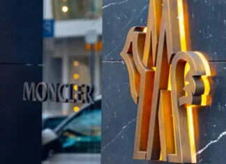 Moncler vol in borsa, dopo l’annuncio dell’ingresso di Lvmh