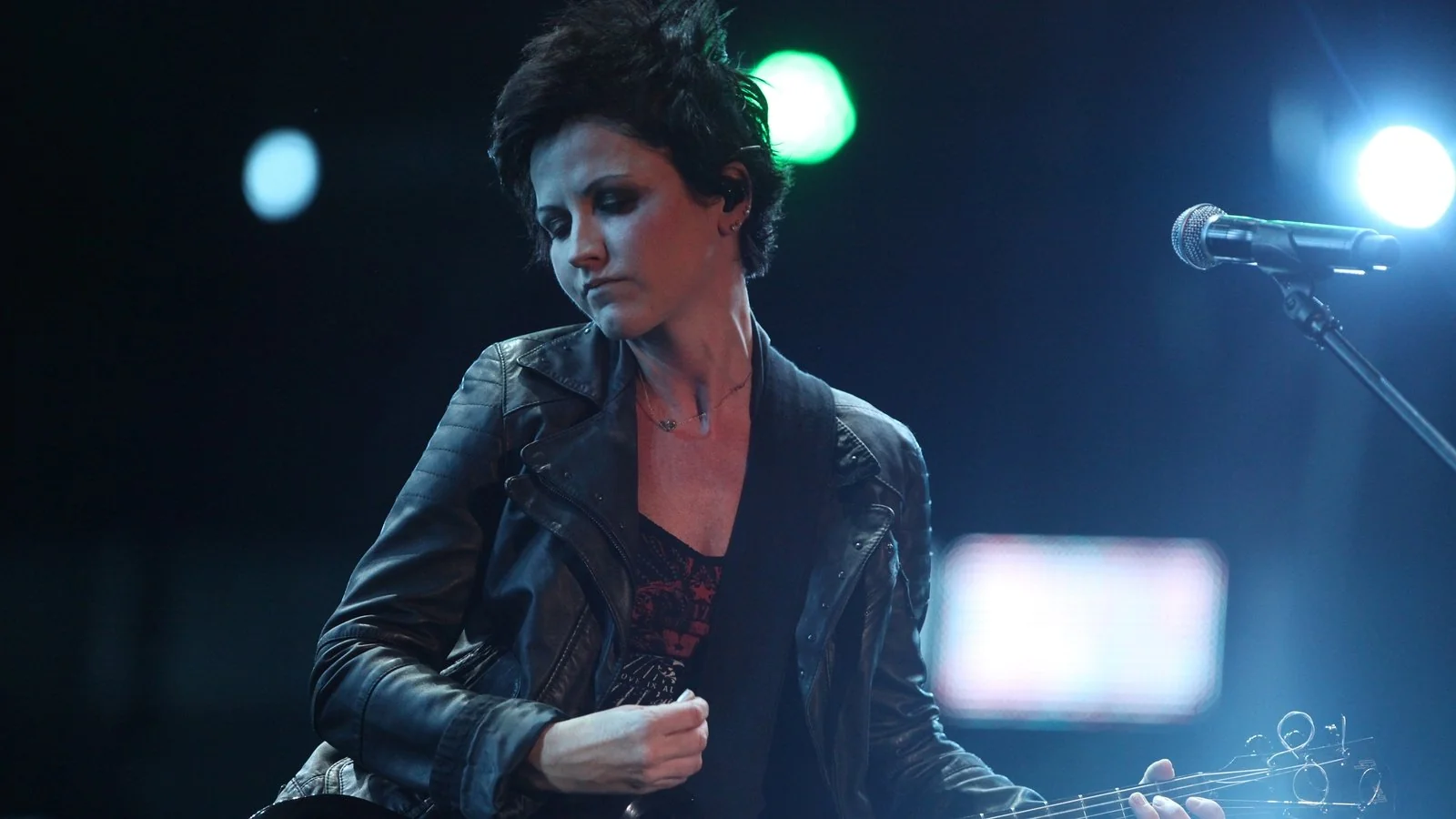 Dolores O’Riordan, la voce dolente di una generazione perduta