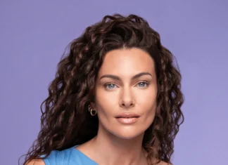 Paola Turani lancia Eveir: una nuova linea di haircare naturale e sostenibile
