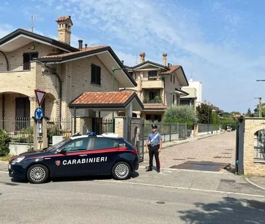 Strage nel milanese, uccisi padre, madre e figlio: “Ho ucciso papà, dopo che ha ucciso mamma e fratellino”