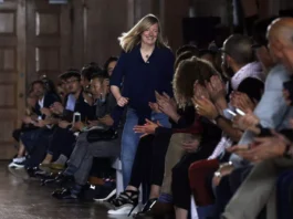Sarah Burton è la nuova direttrice creativa di Givenchy