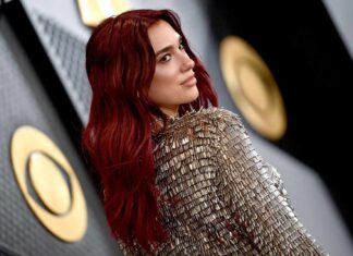 Tutti pazzi per i capelli cherry cola: il trend hair dell’autunno 2024 (il preferito di Dua Lipa)