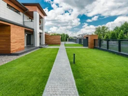 Terrazza senza stress: scopri i vantaggi dell’erba sintetica