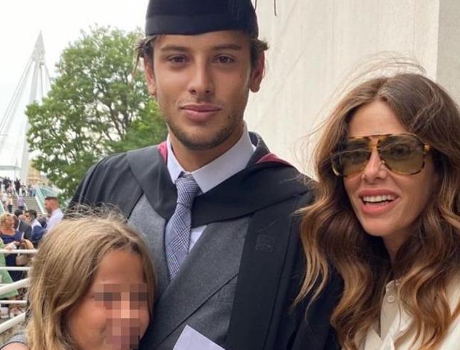 Alessia Marcuzzi, due figli avuti da due uomini diversi
