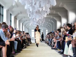 Nanushka collezione primavera 2025 alla New York Fashion Week: tra tradizione e innovazione