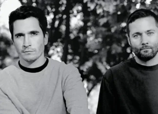 Alla New York Fashion Week Proenza Schouler lancia la collezione primaverile senza bottoni proenza schouler