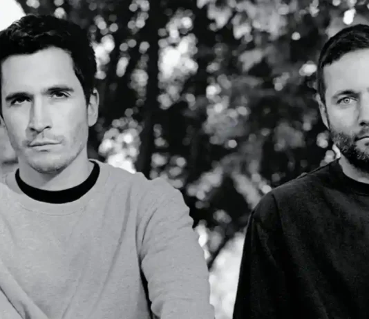 Alla New York Fashion Week Proenza Schouler lancia la collezione primaverile senza bottoni proenza schouler