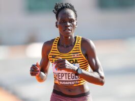 È morta Rebecca Cheptegei, la maratoneta dell’Uganda aveva 33 anni: il compagno le aveva dato fuoco
