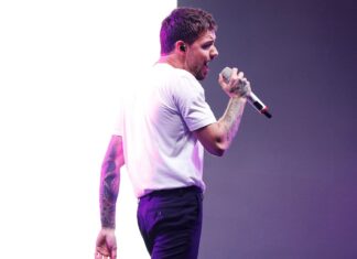 La polizia su Liam Payne: “Non è stato un incidente, c’erano altre persone in stanza”