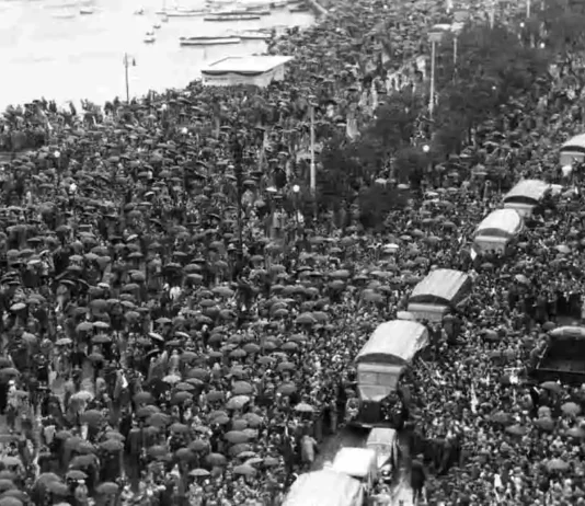 Trieste, 70 anni fa la fine del Territorio libero e la restituzione all’Italia Trieste, fonte confinepiulungo.it