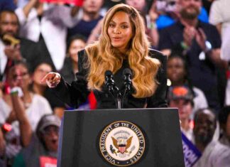 Beyoncè, il discorso di Houston per Kamala Harris: “È tempo per l’America di scrivere una nuova canzone” Beyoncè, le parole per Kamala Harrris sul palco di Houston