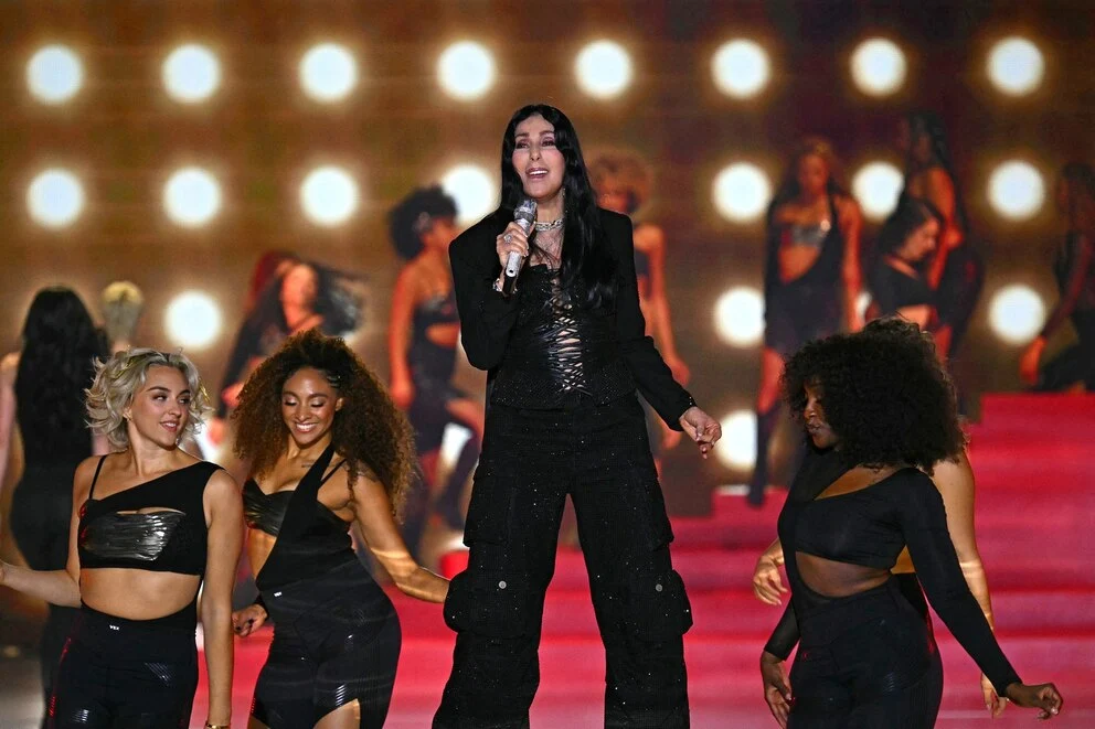 Cher Victoria's  Secret