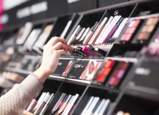 Cosmoprof e Cosmetica Italia rinnovano l’accordo fino al 2029: il ricordo di Anna Segatti, dedita al beauty come cura