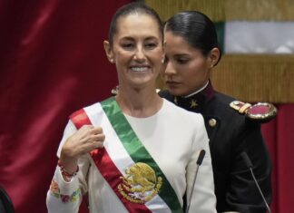 Claudia Sheinbaum ha giurato come prima donna presidente del Messico