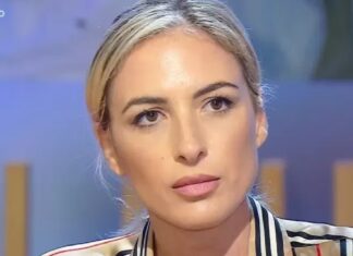Ema Stokholma sui social scrive: “Ora mi piacciono le donne”