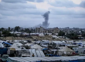 Israele ricorda il 7 ottobre lanciando missili su Gaza