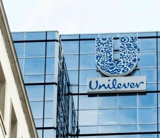Unilever cede le sue attività in Russia: dopo lo scoppio della guerra gli utili sono diminuiti