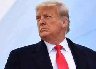Ultimissime da Donald Trump: «Non avrei dovuto lasciare la Casa Bianca» Donald Trump