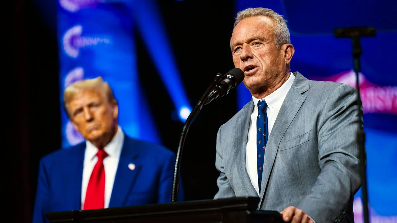 Trump ha scelto Robert Kennedy Jr. come segretario alla Salute: tra teorie assurde e complotti