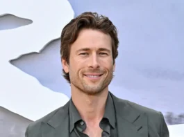 Glen Powell smentisce le voci secondo cui sostituirà Tom Cruise nel franchise di “Mission: Impossible”