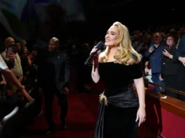 Adele in lacrime saluta il pubblico di Las Vegas con l’ultimo concerto: “Non so quando sarà il prossimo show” Adele, le parole dopo l'ultimo show di Las Vegas