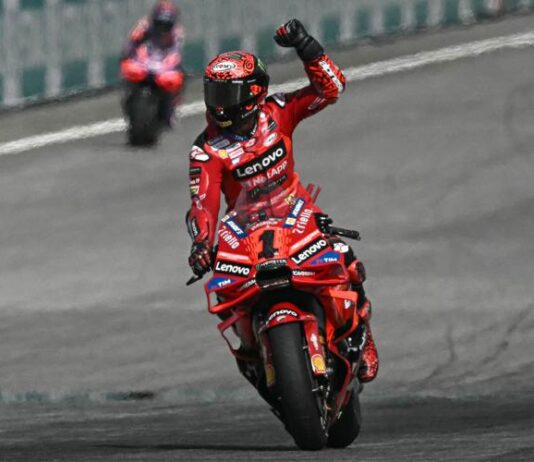 MotoGP | Bagnaia non molla, in pole al Solidarity Grand Prix di Barcellona