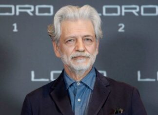 Fabrizio Bentivoglio, chi è la moglie Silvia Pippia, il primo incontro: “Un’amicizia nata sul set” Fabrizio Bentivoglio chi è la moglie
