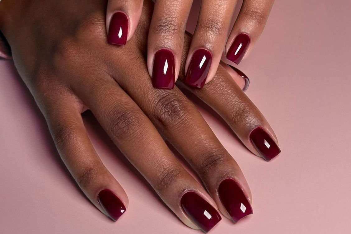 Perché sono tutti pazzi per le Cherry Mocha Nails?