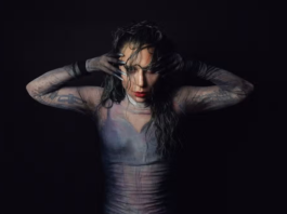 Ma quanto ci piace la nuova svolta goth di Lady Gaga? I capelli nero corvino saranno i protagonisti della prossima stagione