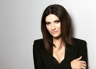 Laura Pausini parteciperebbe all’Eurovision «anche con Israele». E su Grignani: «Gli ho scritto tante volte, non mi risponde» Laura Pausini a Verissimo