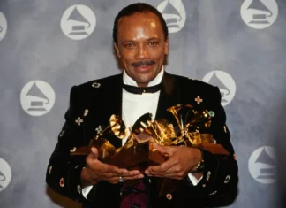 Quincy Jones, svelate le cause della morte: il celebre produttore era affetto da un tumore al pancreas Quincy Jones, svelate le cause della morte