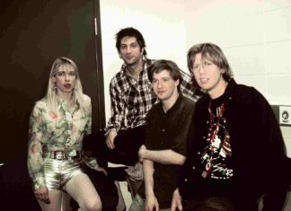 Sonic Youth, un rarissimo album live sarà pubblicato nel 2025: svelati titolo e tracklist Sonic Youth un raro album live sarà pubblicato nel 2025
