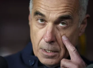 Georgescu accusa la Corte costituzionale dopo l’annullamento del voto: “È un colpo di Stato, farò ricorso”
