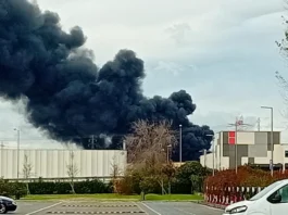 Grave esplosione al deposito Eni di Calenzano(Fi): almeno un morto e diversi feriti