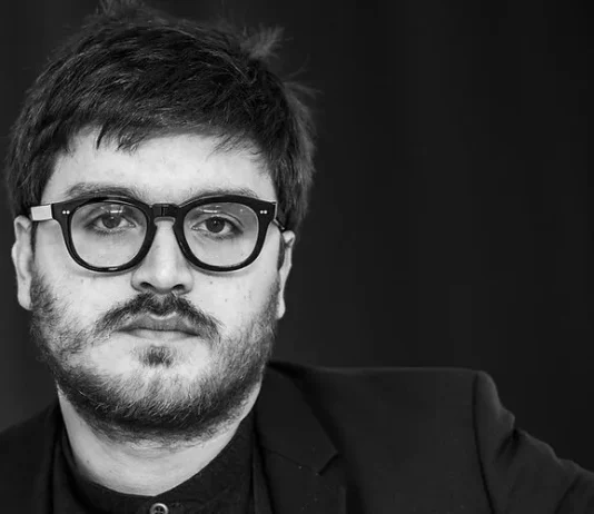 Le dichiarazioni di Leonardo Caffo dopo la sentenza spiegano perché invitarlo a Più Libri Più Liberi sia stato un errore leonardo caffo