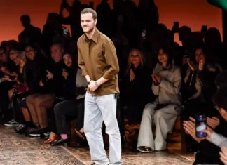 Chi è Matthieu Blazy, il nuovo direttore creativo di Chanel: un passato in Bottega Veneta e il futuro dell’intero settore della moda