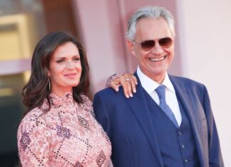 Andrea Bocelli, chi è la seconda moglie Veronica: “All’inizio gli controllavo il telefono, c’erano alcune fan che gli scrivevano spesso”