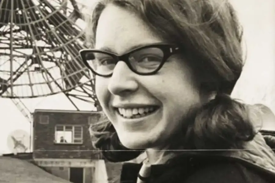 Lo spazio di LetteralMente Donna è dedicato a Jocelyn Bell Burnell, fonte fonte ilblogdellasci.wordpress.com