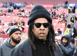 Jay Z, la risposta del rapper alle accuse di violenza sessuale: “Questo è un ricatto” Jay Z, le accuse di violenza sessuale