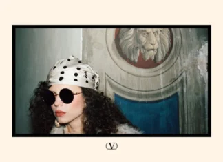 Sono usciti i nuovi occhiali da sole Valentino (e si, sono firmati da Alessandro Michele)