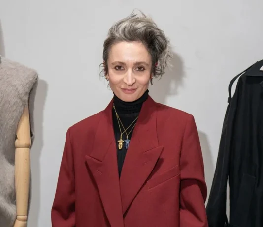 A febbraio Calvin Klein torna in passerella: alla New York Fashion Week la nuova collezione di Veronica Leoni