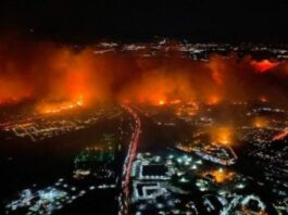 Los Angeles colpita da due grandi incendi, 180mila senza elettricità, 40mila sfollati