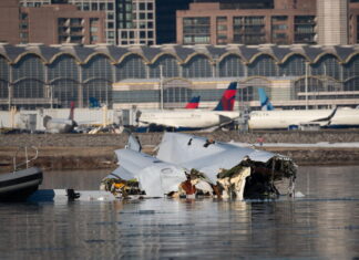Tragedia di Washington, recuperate le scatole nere e 40 corpi nel fiume Potomac