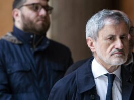 Gianni Alemanno dovrà restare in carcere